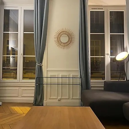 Apartment Spacious Next To Place Vendome *